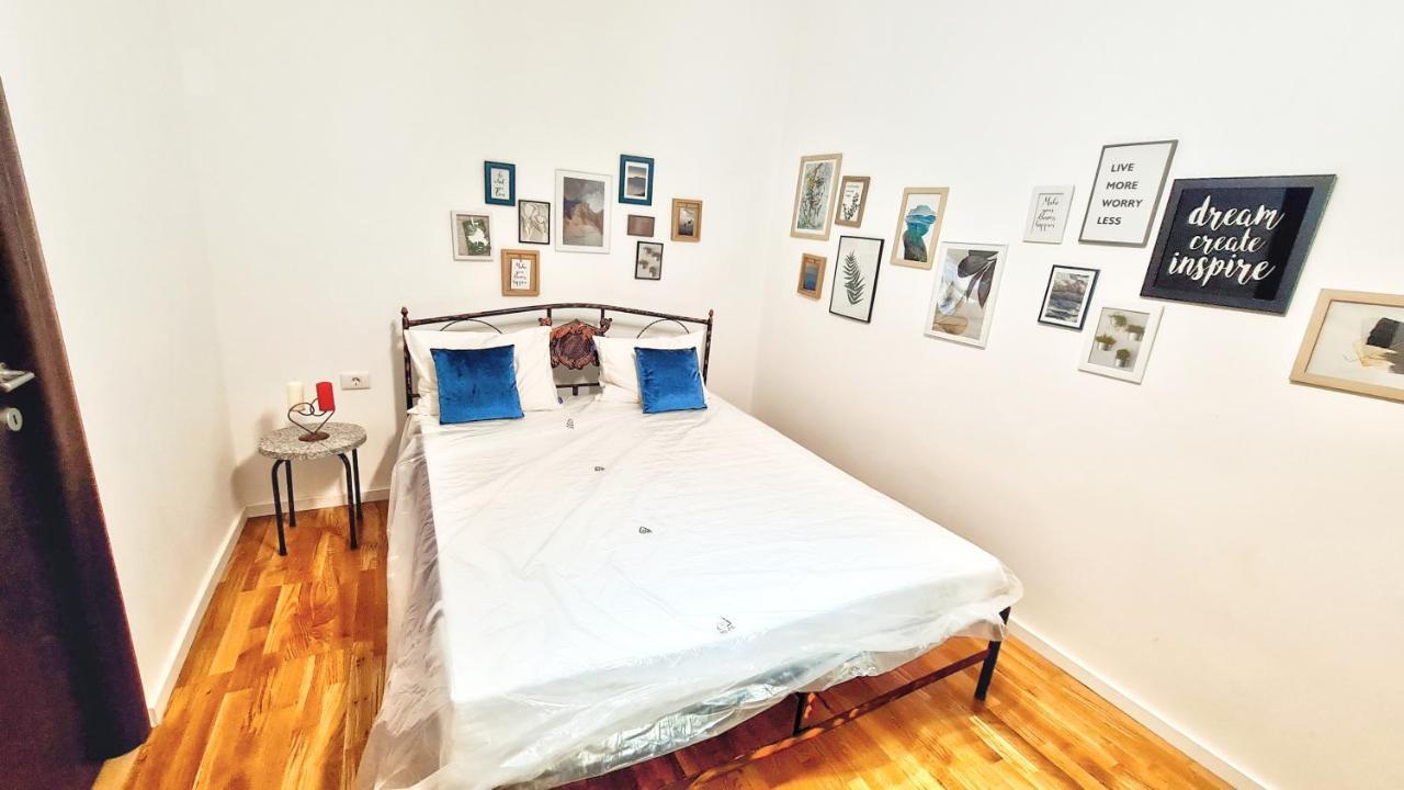 Spacious 5* Luxury In Historic Center Free Parking คลูจ-นาโปกา ภายนอก รูปภาพ